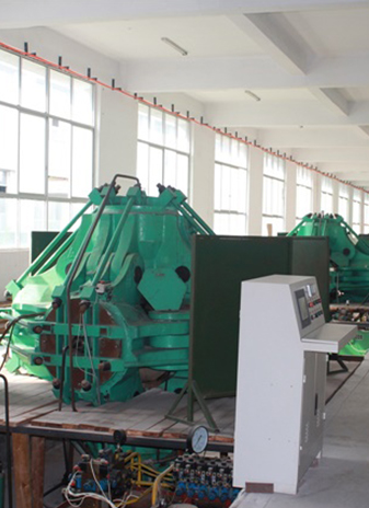 Six-sided Press